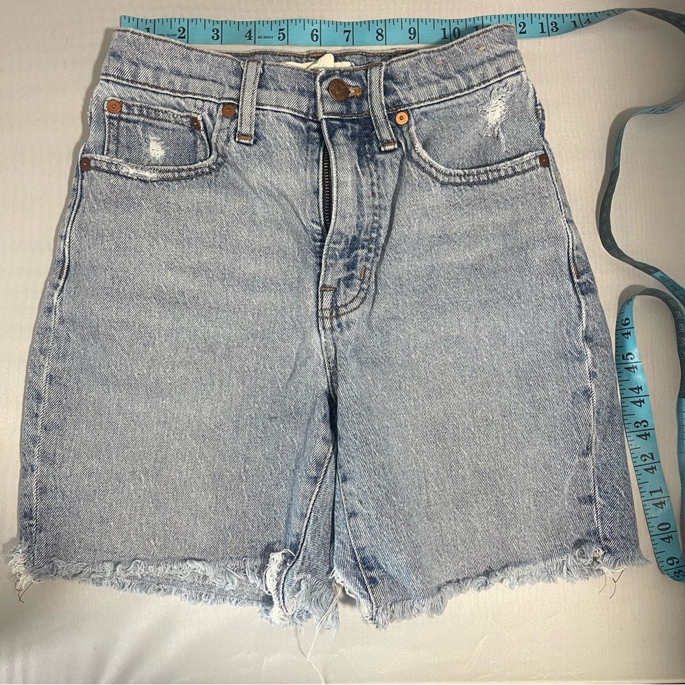 MADEWELL | High Rise Denim Mid Length Shorts Distressed Size 24